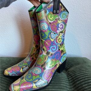 Groovy Rubber Boots